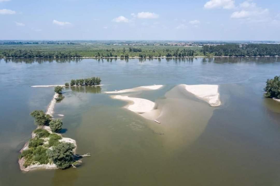Captain'S House By The Danube River Cerevic Ngoại thất bức ảnh